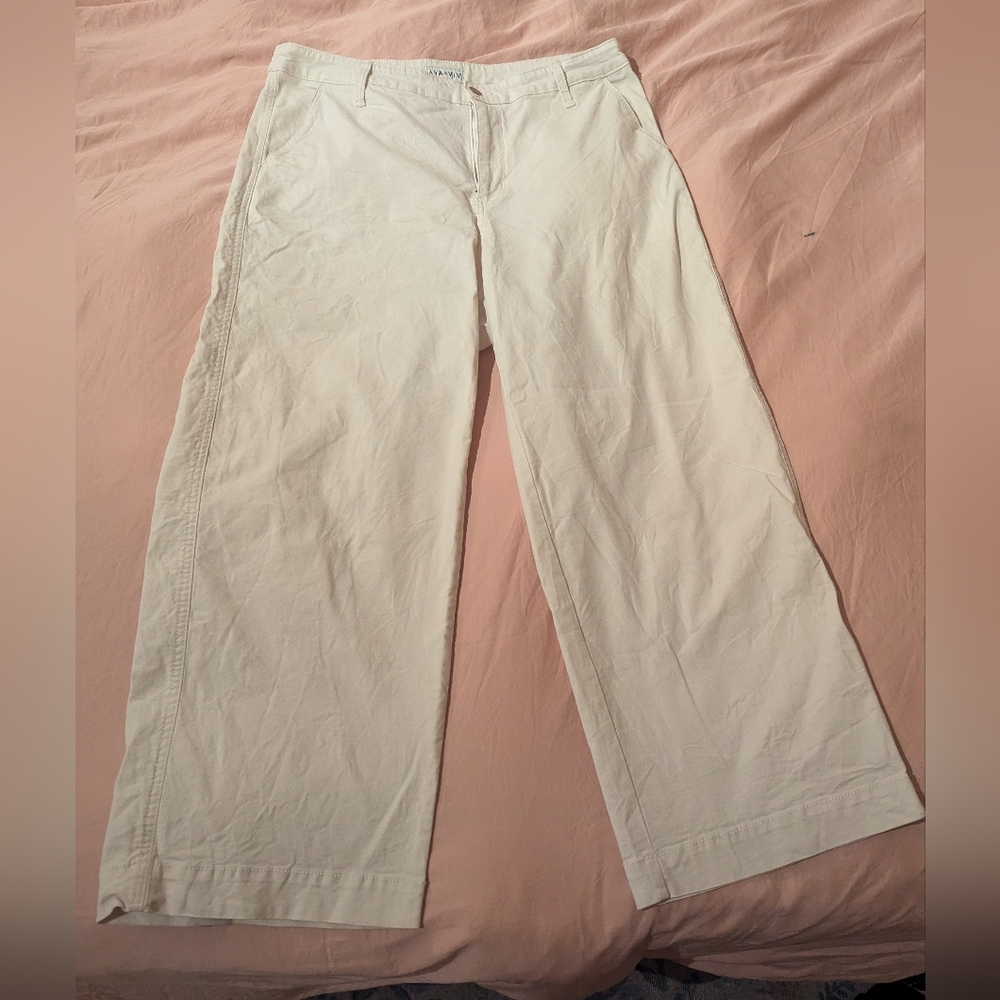 Ava & Viv White Wife Leg Pants - size 16